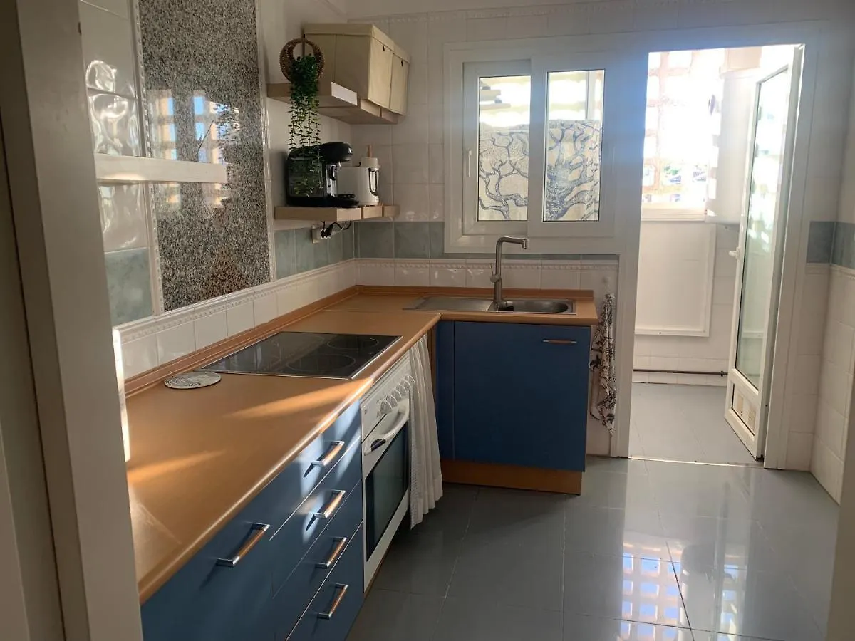 Апартаменты Dos Soles - Only 100 Meters From Beach Торремолинос